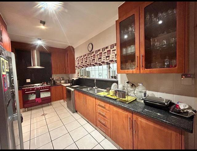 4 BEDROOM HOUSE FOR SALE IN SELCOURT